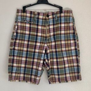 American Eagle Flat Front Khaki Shorts